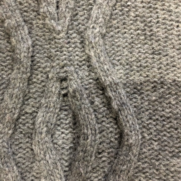 Men’s Italian wool cable knit sweater - Picture 6 of 7